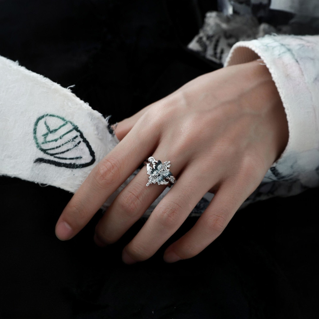 Mothveil Ring